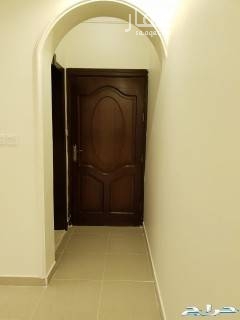 1577536 شقه للبيع ٤ غرف ٣ حمامات صاله مطبخ مستودع خزان مستقل موقف خاص عمر العماره ٣ سنين الدور الاول فوق المواقف من المالك مباشر يوجد صك يوجد رخصة بنا مساحة الشقه ١٢٥ لتواصل 0565151104