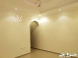 1587071 شقه للبيع ٤ غرف ٣ حمامات صاله مطبخ مستودع خزان مستقل موقف خاص عمر العماره ٣ سنين الدور الاول فوق المواقف من المالك مباشر يوجد صك يوجد رخصة بنا مساحة الشقه ١٢٥ في حي المنار جدة المطلوب ٣٠٠ لتواصل 0565151104