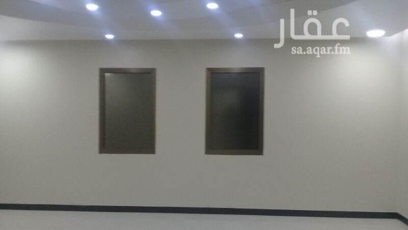 1275749 للبيع شقه تمليك نظام دورين مع السطح بحى الجسر موقع غريب من الشارع التجارى