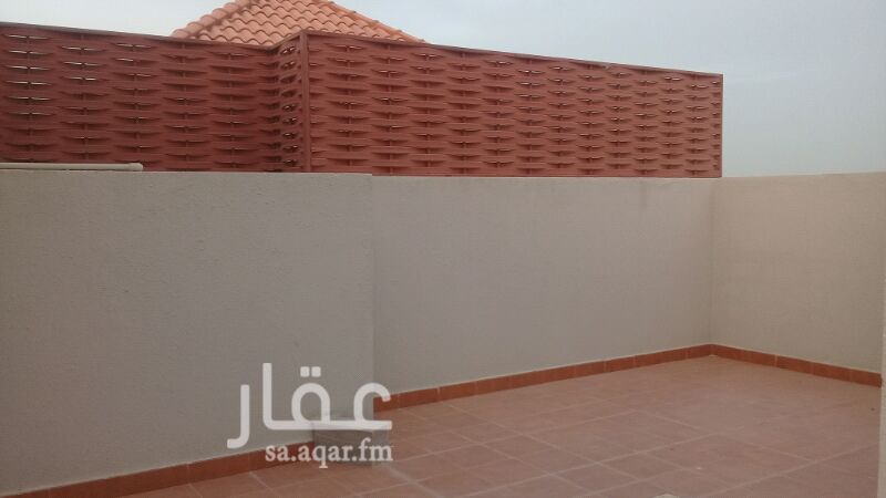 1369594 للبيع شقه فى حى الشبيلى دور الأخير مع سطح موقع ممتاز غريب من مدرسه العالميه السعر قابل للتفاوض