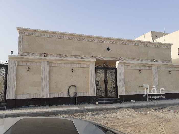 1582207 للبيع دور وملحق فى حى الصوارى موقع ممتاز شغل شخصى البيت جاهز للبيع