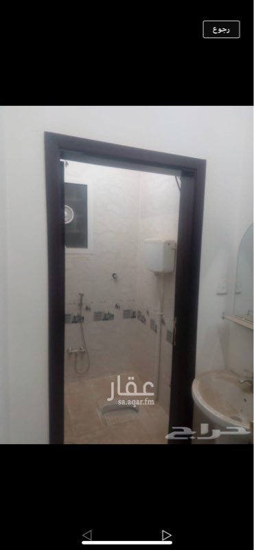 1207096 للاجار. فيلا. على شارعين الدور الارضي. ٣٢٠٠٠ دفعتين الدور الاول كامل ٢٨٠٠٠ دفتين. الملحق شقة ثلاثة وصاله وسطح ١٥٠٠٠ دفعتين. العقار جديد. حي الرمال. خلف محطة الاتوز.