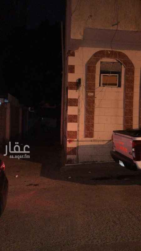 1273144 للبيع بيت دورين 12غرفه
المساحه 625م
شارع شمالى
حوش ومدخل سيارات
العمر 30سنه
مطلوب 2 مليون و150 الف قابل للتفاوض
