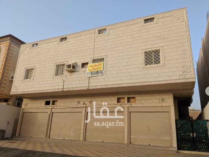 1668330 عمارة تجارية مجددة بوية و اضاءة ليد للإيجار بالكامل من المالك
مباشرة في الشرائع مخطط 4
تتكون العمارة من:
1- الدور الأرضي غرفة حارس مع حمام + شقة فيها غرفتين ومطبخ وحمام
2- الدور الاول فيه شقتين كل شقة فيها ثلاث غرف و صالة و مطبخ و اثنين حمام
3- الدور الثاني مبيتين كل مبيت فيها غرفة ومطبخ وحمام وصالة
4- 130 م مربع بدروم مجهز بخدماته
5- اربعة محلات تجارية مساحتها تقريبا 4 في 6،40 متر مربع
المفاهمة على رقم الجوال
0555561272
او
0503555181