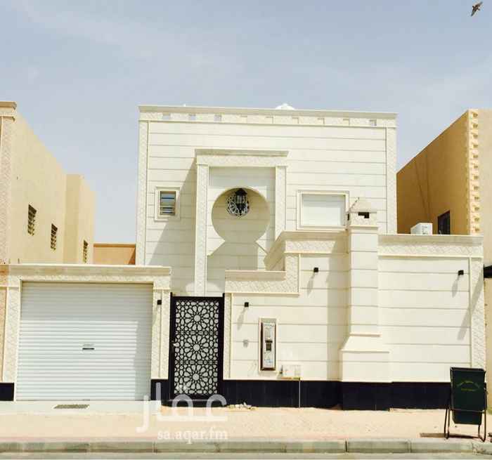 1492661 الموقع حي شرق الاشرفية
تحت التشطيب وجاهزة للرفع بعد رمضان
مسطح البناء ٤٠٠ م تقريباً
ضمان من المالك
مجلس رجال
مجلس نساء
مقلط
صالة
مطبخ
دورتين مياة
الدور العلوي
غرفتين ماستر
غرفتين
صالة
دورة مياة
غرفة خادمة بالسطح + دورة مياة
الحوش
ملحق شعبي
دورة مياة
كراج