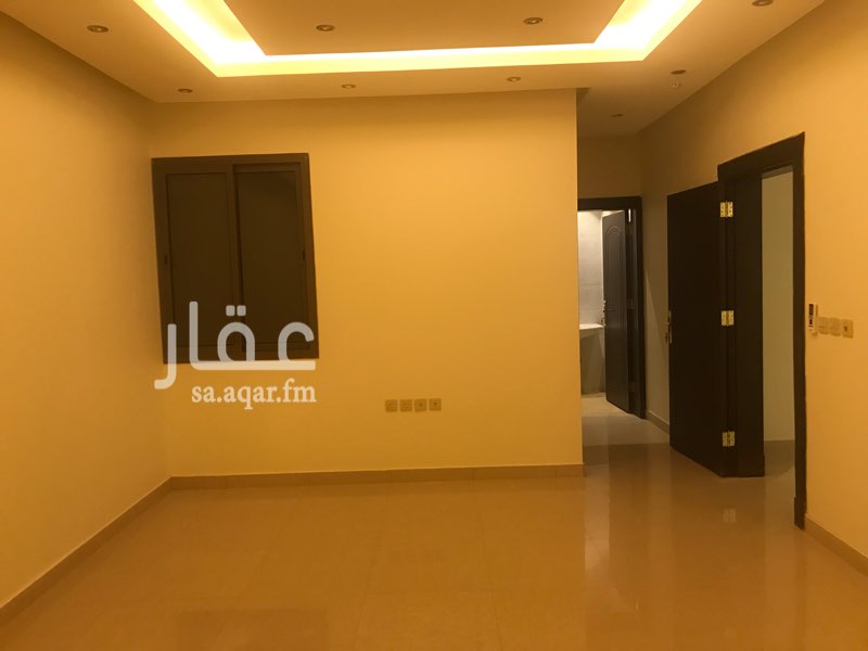 1551654 يوجد شقق دورين لدينا وهذي شقه ارضيه جديده بناء عليه ضمانات الدور الارضي به مجلس مفتوح على صاله ويوجد غير مفتوح ومطبخ بمستودع وحمامين وحوش خاص والدور العلوي به ٤ غرف وهي غرفة رئيسيه بحمام وغرفتين بينهم حمام وغرفة خادمه بحمام
السعر قابل للتفاوض للجادين
نحن مباشرين مع المالك
رجاء من قراء الاعلان فان العرض عن طريقي فلا ينسى دلك