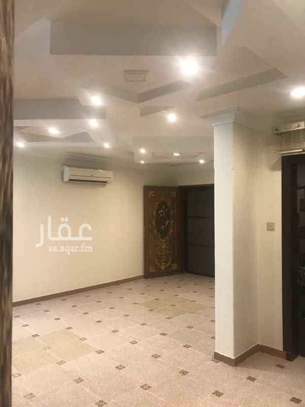 1753439 شقة..للبيع:
بضاحية لبن الغربية..قريبة من(بنده)..شارع ينبع.
تتكون من:
-غرفتين نوم.
-صالة.
-مجلس رجالي.
-مقلط.
-مطبخ.
-حمّام نسائي.
-حمّام رجالي..مع مغاسل رجالية.
-مستودع خارجي..صغير.
مميزاتها:
-لها مدخلين.
-تقع على زاوية..في الدور الأرضي.
-مزودة بالمكيفات.
-لها خلفية..بعرض متر ونصف تقريباً..يمكن الإستفادة منها كمستودع وأماكن نشر الغسيل..ونحو ذلك.
-دورات المياه متصلة بالمجاري العمومية.
-قريبة من جميع الخدمات.
مقطع فيديو للجادين
لمعاينة الشقه ارجوا التواصل +٩٦٦ ٥٠ ٥٤٦ ٤٤٧٢