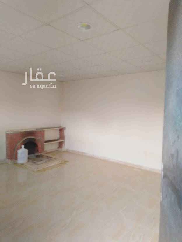 1756648 استراحة اللايجار تتكون من غرفتين ومشب وحوش ومطبخ ودورت مياه
الكهرباء والماء على المالك
السعر 1400ريال شهرى
الاستفسار
0553630611 عبدالله
مكتب نجم الأضواء