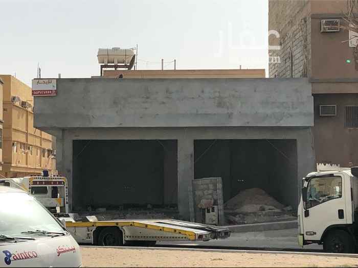 839714 عمارة كاملة للايجار
عبارة عن فتحتين 90 متر
وغرفة علوية بسطح المساحة 120 متر
ثلاثة عدادات كهرباء
يمكن اضافة مباني في السطح
العمارة دور ارضي على نفس شارع الفرزدق
يوجد عقد ايجار الموحد
