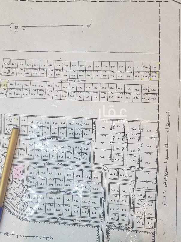 1460785 بسم الله الرحمن الرحيم
ارض تجارية شمال الرياض قريبة من طريق الملك عبدالعزيز وطريق ابو بكر الصديق رضي الله عنه.
مسورة ويوجد خزان ماء كبير معزول
وبيارة اكرمك الله جاهزه
وبير ارتواز.
السوم ١.٥٠٠.٠٠٠