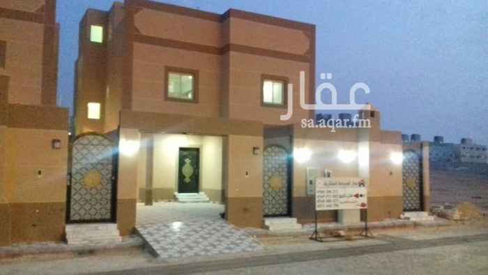 1495612 ڤيلا درج داخلي المساحة 374
3 مكيفات راكبة
مطبخ راكب
مشب
موقف سيارة
ملاحظة ( يوجد مع الڤيلا شقتين للإيجار في حال رغب المستأجر )