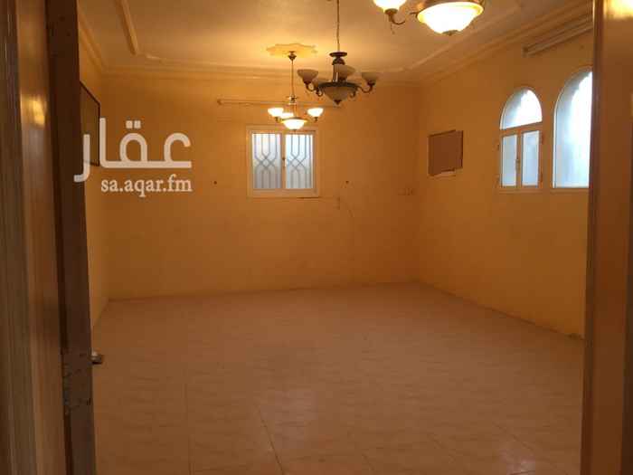 1641865 ٤غرف نوم وصاله .مجلس ومقلط وملحق خارجي
مدخل سياره وحوش