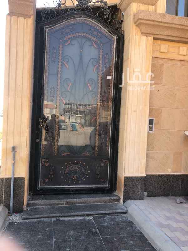 1744431 شقة سكن عايلي مكيفه بالكامل مع الصيانة
في حي الشراع بالخبر
غرفتين نوم ومجلس وصالة ومطبخ
حمامات 2 ومدخلين
في الدور الاول
مكيفه بمكيفات سبلت بالكامل
مطبخ راكب
ورق جدران فاخر
وسخانات ماء
وعداد كهرب مستقل
وما حلو
المطلوب عريس
* السعر:26000 ريال /سنوي قبل للتفاوض للجادين
* يتوفر مطبخ .
* 3 سنة .
* 3 غرف .
* 1 صاله .
* 2 دورة مياه .
