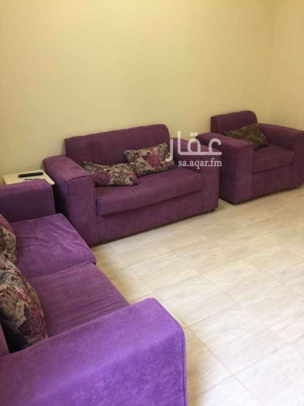 1616344 شقة مفروشه مكونة من غرفتين وصاله ومطبخ ودورتين مياه بحي القافلة بخميس مشيط موثثة اثاث جديد لم تستخدم الا شهر واحد فقط قريبه من المسجد وجميع الخدمات