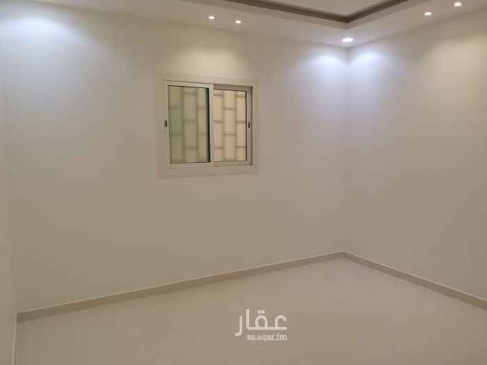 1593378 يوجد شقتين جديدين للايجار مكونه من غرفتين وصاله ومجلس ومطبخ وحمامين في موقع سهل بين طريق أبوبكر وطريق الملك عبدالعزيز شمال طريق الملك سلمان.