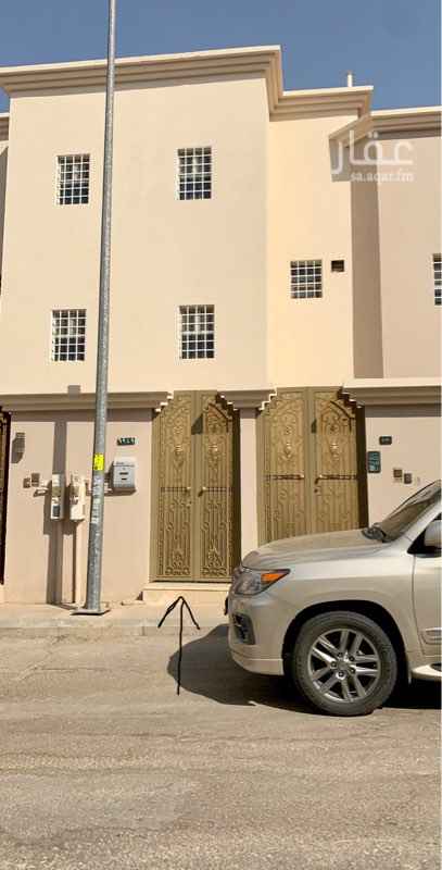 1704973 دور علوي مدخل مستقل قريب من الخدمات لشارع الستين . خلف بنك البلاد ومحلات الحلويات.
يحتوي على ٣ غرف نوم ومجلس ومقلط ومستودع وصاله كبيره والمطبخ راكب
مع ملحق من غرفتين وحمام في السطح.
قريبه من المسجد والمدارس والخدمات الأخرى.