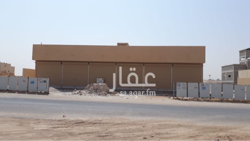 1163920 عماره تجاريه يوجد بها عدد 6 محلات بسعر 20000 ريال للفتحه.