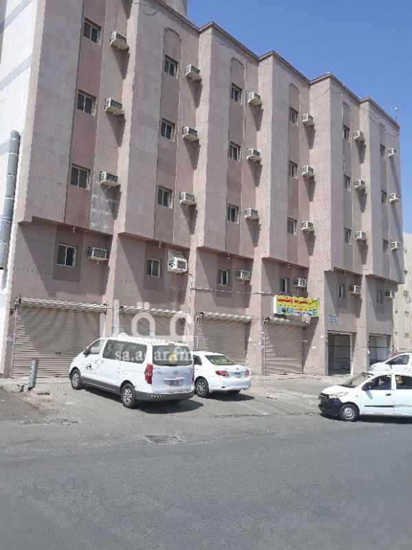 1194061 جدة ابرق الرغامة حي النخيل سكني بدروم مجهز نظام حريق رش الي كمرات مراقبة مواقف وجميع الشاحنات
