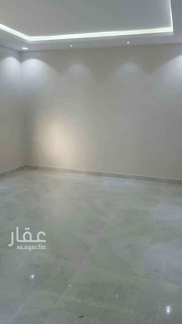 1744953 شقق جديده 4غرف وصاله وحمامين ومطبخ مدخلين تشطيب راقى
مجلس ومقلط وصاله ومطبخ وثلاث دوراة مياه
شقه دور اول
شقتين دور ثالث مع سطح
الإيجار 24 دفعتين
20 دفعه