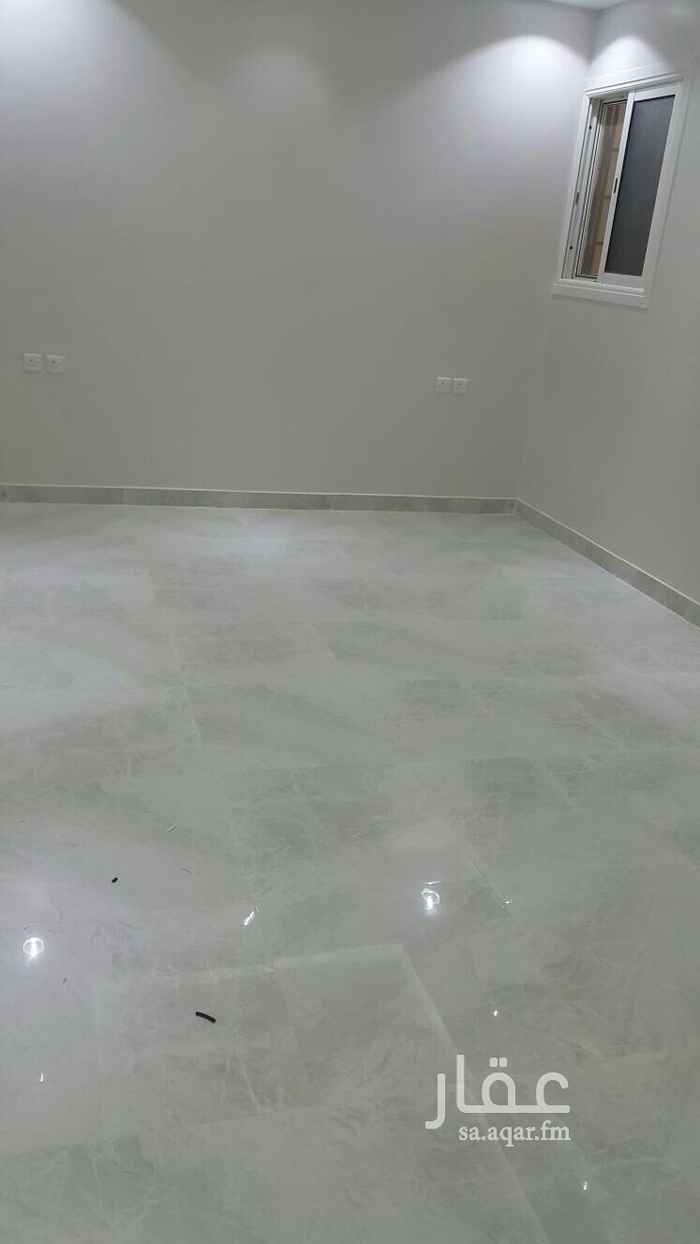 1758615 شقه دور اول جديده فى فله أربع غرف وصاله وثلاث حمامات ومطبخ مدخلين تشطيب راقى
مجلس ومقلط وصاله ومطبخ وغرفتين نوم منهم غرفه ماستر بدورة مياه خاصه + حمامين تشطيب فاخر
الموقع لبن شرق بنده
الإيجار نهائى 24 دفعتين
20 دفعه