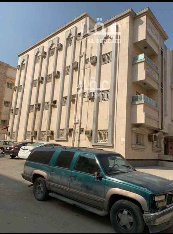 1338476 شقة للبيع في حي الوزيرية
5 غرف
3 دورات مياة
صالة جلوس
صالة طعام
مدخلين
المساحة 180
موقف خاص
صفتي مع المالك مباشرة
المطلوب 470 الف
للتواصل/0554429229