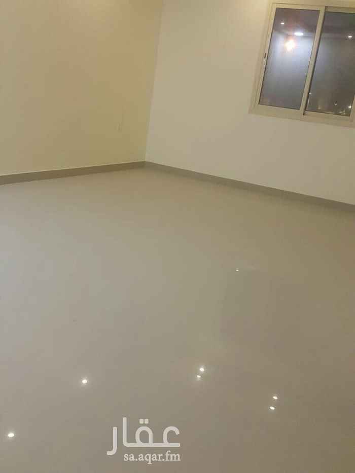 1585110 مكونة من دور علوي خمس غرف وصالة دورة مياه ثلاث