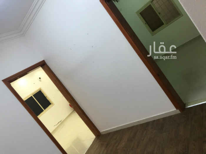 1734336 شقة مجاورة للمشى مدخل وكهرباء مستقلة ايجار سنوي دفع شهري ١٦٠٠شهرياً