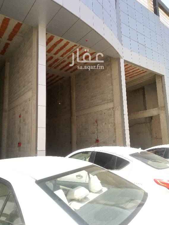 1661380 معرض بحي الربوة على طريق عمر بن عبدالعزيز بجوار الربوه بلازا من جهة الغرب مساحة المعرض ١٦٤ متر مربع و الميزانين ٨٣ متر مربع الاجمالي ٢٤٧ متر مربع سعر المتر ٨٥٠ ريال البنايه واجهه كلادينك و زجاج