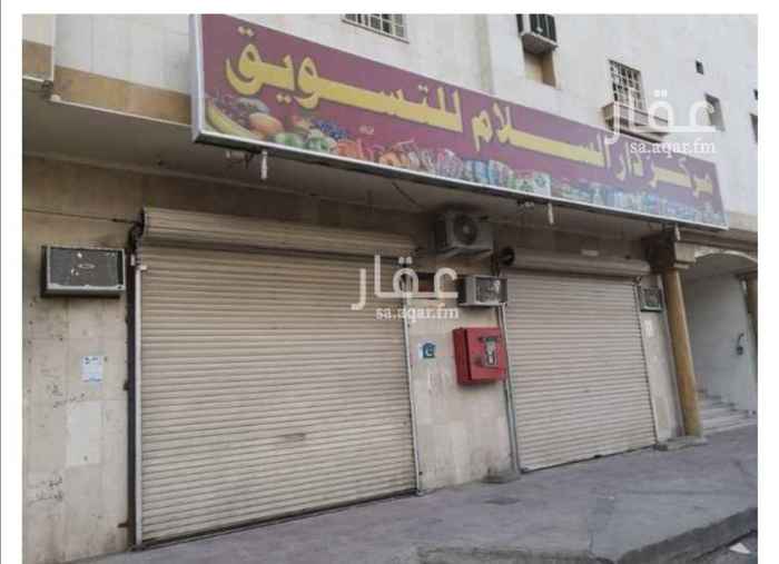 1724068 محل تجاري عبارة عن فتحتين .
المساحة تقريبا 110 متر.
سوبرماركت دار السلام سابقا.
يوجد مخبز مؤسس في المحل
التواصل مع المالك المباشر
من خلال الواتس 0554480570