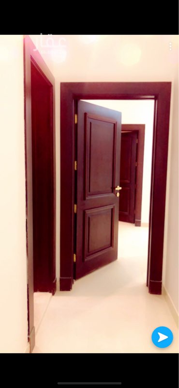 1462535 مكتب تشطيب فاخر
122م
تكييف
كاميرات
0582192020
