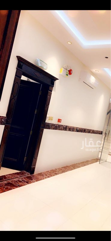 1508767 مكاتب على أنس بن مالك