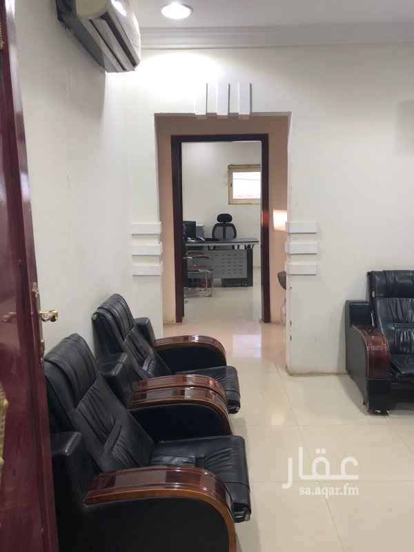 1451690 مكاتب الدور الثاني. ومحلات الارضي