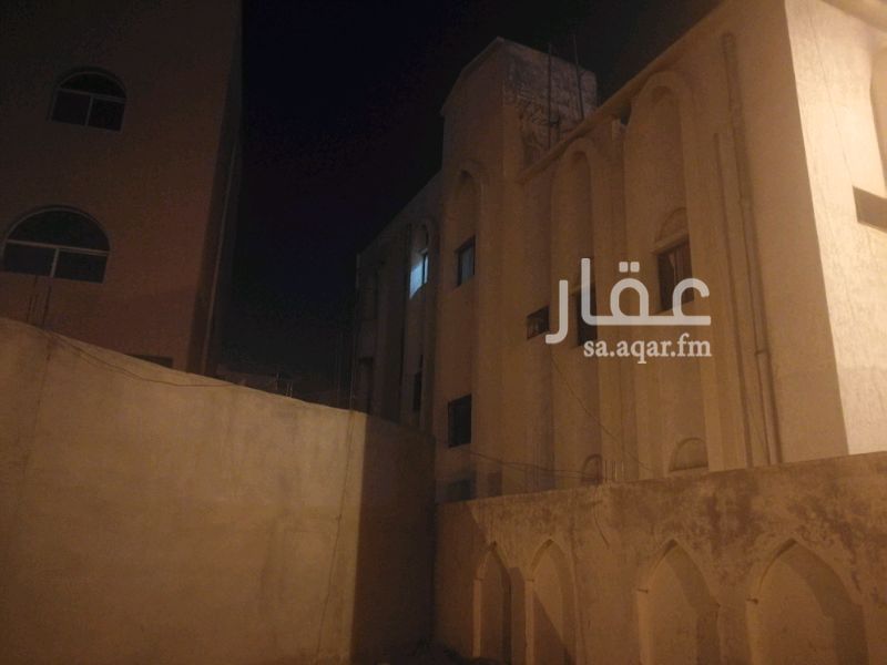 1298798 مكة
مخطط البحيرات
عماره بحاجه الى ترميم بسيط
المساحه 396م
شارعين 15 و 15
مكونه من دورين وملحق
كل دور اربع غرف وثلاث حمامات ومطبخ وصاله
والملحق ثلاث غرف ومطبخ وصاله
قريبه من جامع الخطابي ومسجد عائشه الحازمي
العمر 25سنه
تحتاج ترميم بسيط
مطلوب 1.200مليون
قابل للتفاوض
