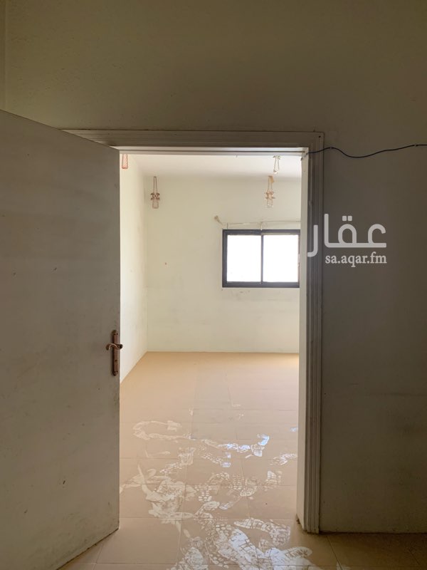 1500129 شقه للايجار بحي الملز
٥ غرف+ صاله +دورتين مياه+ مطبخ
للاستفسار 0554684805