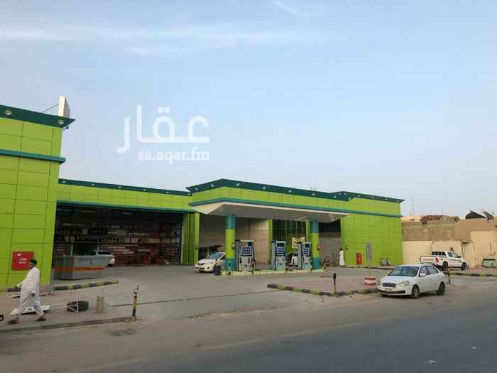 1297241 فرصه استثماريه ممتازة جدا محطه وقود شارع سلطانه العام موقع حيوى عمرها ٤سنوات مساحتها ٢٥٦٥متر مؤجرة بعقد طويل امد ١٥سنه ٥سنوات ٤٥٠الف ٥سنوات ٥٥٠الف ٥سنوات ٧٠٠الف يوجد بها ٢مضخه بنزين ١مضخه ديزل مغسله سيارات ورشه بنشر تموينات وسكن للعماله حد البيع ٨مليون سيمت ٧مليون ونص فرق السوم يبيع ملوحظه الموقع غير دقيق