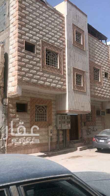 1448791 عمارة بالمنفوحه ممتازة جدا مساحه ١٠٧متر ظهير شارع الستين ٦شقق عوايل متاجرة بالكامل دخله الحالي ٣٣الف العمر ١٠سنوات حد البيع ٣٠٠الف ملوحظه الموقع غير دقيق