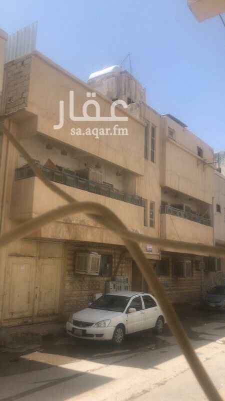 1502481 عمارة قديمه بالمنفوحه موقع ممتاز ٥شقق عوايل متاجرة بالكامل الدخل الحالي بعد النزول ٣٧الف سيمت ٢٦٠الف البيع ٢٨٠الف ملوحظه الموقع غير دقيق