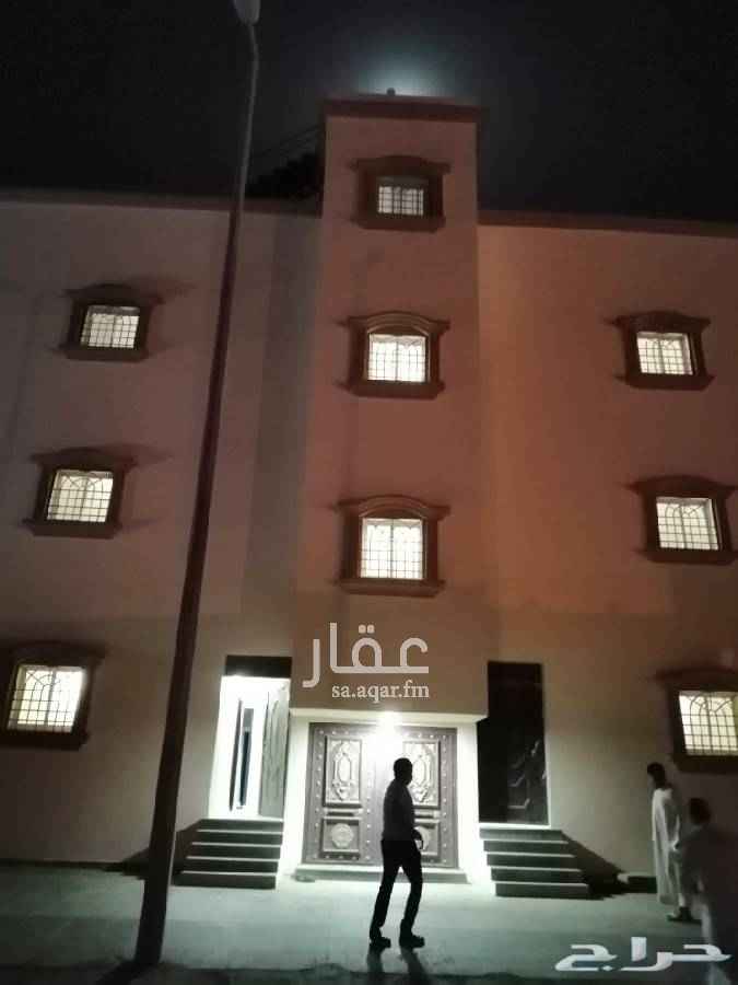 1593067 شقتين بجوار بعض في أبوعريش مخطط الروابي مقابل مستشفى الملك فهد التخصصي
الشقتين دور أرضي
لكل شقه مدخل خاص مستقل عن الدور الأول والثاني
ولك شقه مدخل خاص بالعوايل وحوش تقريبآ ٣ متر
السعر ١٨٥٠ ريال جديده ماقد سكنت
مكونه من ٣ غرف ٣ حمامات وصاله واسعه ومطبخ
وباقي شقه في الدور الاول
٣ غرف و٣حمامات ومطبخ وصاله واسعه ب ١٦٥٠ ريال