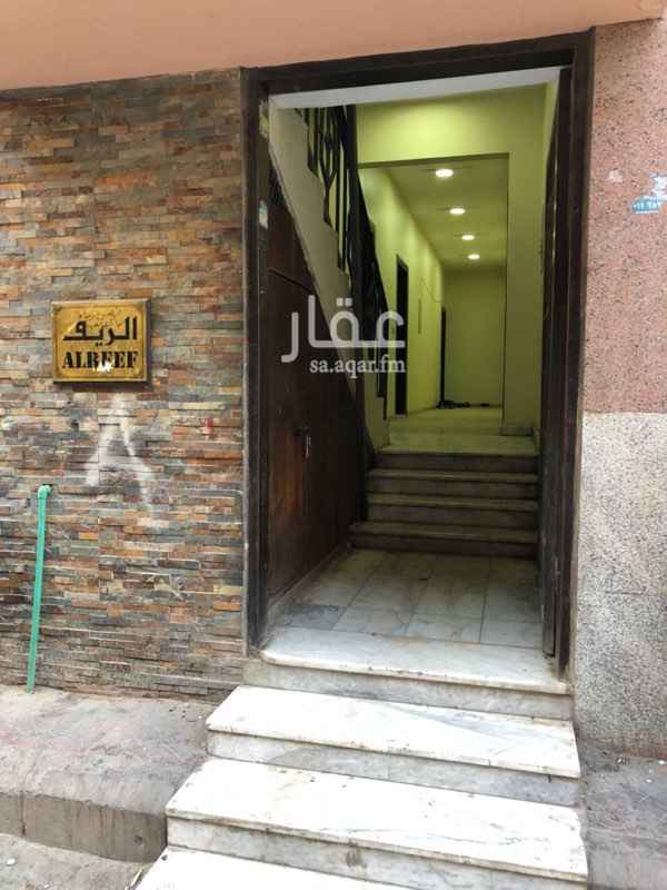 1418151 الآن يتوفر لدى الأبعاد العقارية
للايجار مجمع سكني عزاب بحي ثليم مجدد
ثلاث طوابق ذو واجهه رخامية وتتميز بغرف واسعة
المجمع مكون من ثمانية عشر استديو كل استديو مكون
من غرفة و مطبخ جانبي و دورة مياه
🚩معلومات العمر و المساحة غير دقيقة
العارض: ( ز )
🔴متخصصون بإدارة الأملاك / بيع/ التاجير
اتصل أو ارسل واتس آب في حالة عدم الرد عليك
0554872295 - 0506504000 - 0555665435