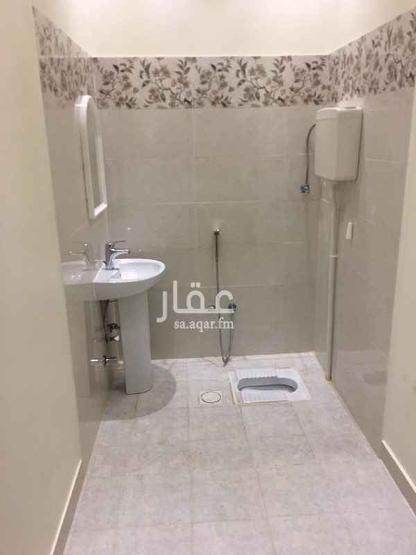 1342546 غرفة جديدة ايجار شهري في فيلا سكنية الموقع في حي الخليح عرض الشارع ٢٠م وقريب منها جميع الخدمات والاسواق للتواصل على رقم الجوال 0506211621