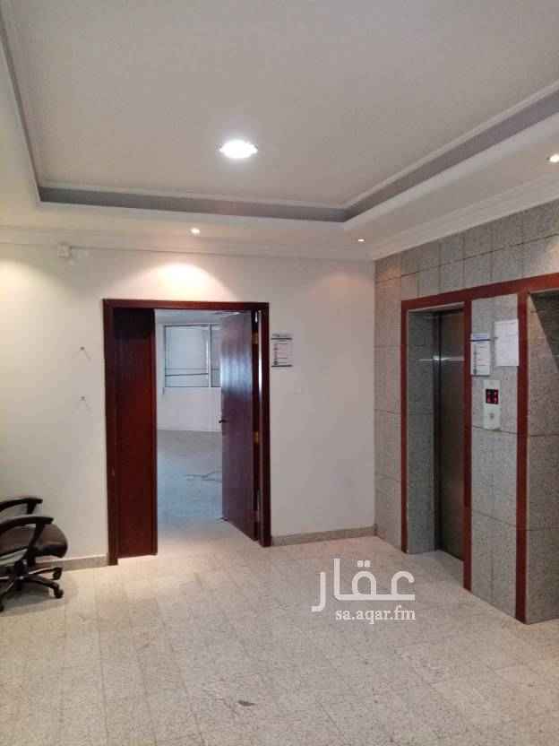 1738208 مكاتب بمساحات مختلفه علي طريق الملك فهد جنوب فندق الموفنبيك
تكييف مركب
سعر المتر قابل للتفاوض