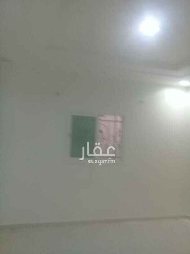 1628271 شقه ٣غرف وصاله ٢حمام مطبخ الدور الثاني خلف اسواق ااربيع السعر ٢٠ الف