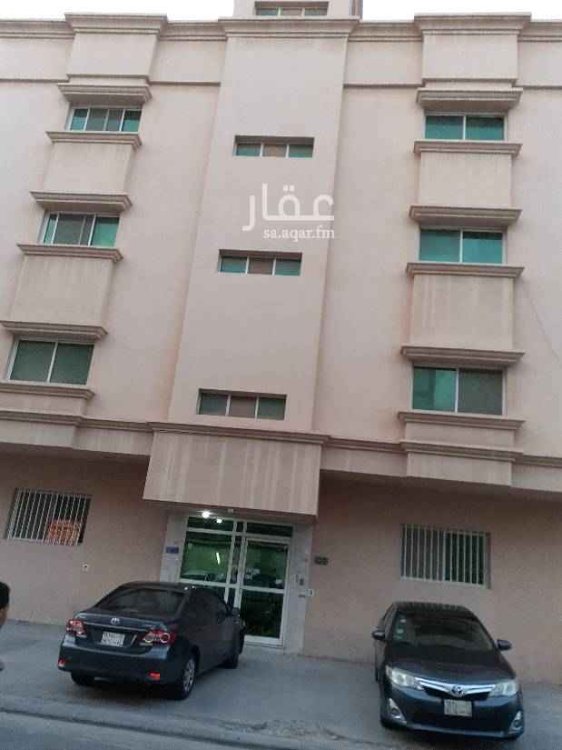 1585023 للإيجار شقه عوايل بالدمام حي محمد بن سعود ٣ غرف وصالة مطبخ حمامين السعر دور أرضي ١٧٧٠٠