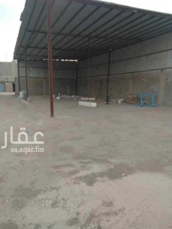 1550821 مستودع للأجار في العارض حي الأمانه كان مؤجر ب١٢٥ألف لمدة ٥سنوات وأنتهت المدة وطلع المستأجر والحين على السوم