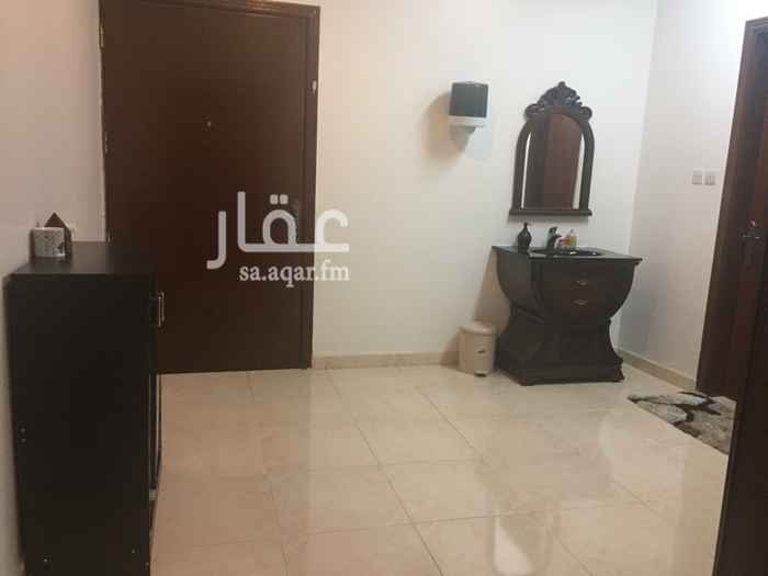 1497031 شقه للبيع بشرق الرياض بحي المعيزليه على طريق الشيخ جابر بالقرب من شرطه الخليج
تتكون من :
-3غرف وصاله ومطبخ ودورتين مياه ومستودع
-المطبخ راكب
-يوجد اصنصير ، ويوجد موقف خاص ،
-مساحه الشقه /128
-عمرها /7سنوات بالدور الاول
السوم واصل 265
