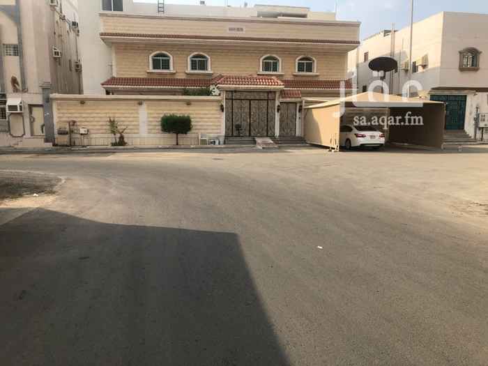 1710884 الموقع حي السامر خلف سوبرماركت الشميسي بالقرب جدا من جامع العز بن عبدالسلام.
يوجد شقتين للايجار شقة دور ارضي و شقة في الدور الاول. كل شقة مكونة من عدد ٤ غرف و صالتين و حمامين و مطبخ. يوجد مواقف سيارات و يوجد حارس و الموقع جدا جدا جدا متميز و قريب من كل الخدمات الرئيسية و الثانوية.
المطلوب
ايجار 24000 ريال لو السداد على دفعات.
او
ايجار 23000 ريال لو السداد دفعة واحدة.
ملاحظة:-
الشقة مناسبة جدا لحديثي الزواج و العائلة الصغيرة .