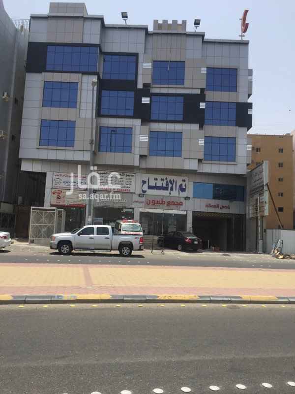 631019 مكتب مكون من 5 مكاتب وصالة وبالامكان تقفل فيصبح مكتب سادس و 3 دورات مياه ومطبخ
وللتواصل 0555022124