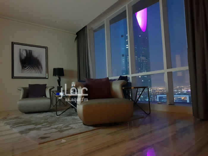 1554967 شقة وحدة سكنية راقية و فاخرة وعصرية في برج داماك في قلب الرياض 140 متر مربع حجم الشقة, تقع في طابق علوي ,اثنان غرف نوم, صالون وصالة طعام, اربع دورات مياه, غرفة خادمة , مطبخ, تكييف مركزي, يوجد موقف تحت الارض. ايجار يومي/الليلة: 2200 رس شهري: 54000 رس.
متاحة للإيجار شهري و سنوي.
لمزيد اتصل بنا.