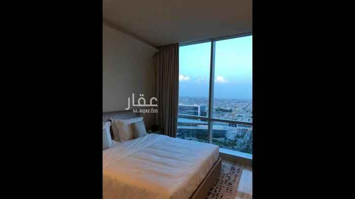 1671951 ايجار يومي/الليلة: 2000 ريال (نظام فندقي)
ايجار شهري: ٥٢ ألف ريال.
شقة وحدة سكنية راقية و فاخرة وعصرية للإيجار في برج داماك في العليا طريق الملك فهد.
شقة ٧ نجوم
مؤثثة بالكامل من تصمیم
١٤٥ متر مربع حجم الشقة
تقع في طابق علوي
إطلاله على طريق الملك فهد و برج المملكة
اثنان غرف نوم
صالون وصالة طعام
اربع دورات مياه
مطبخ
غرفة خادمة
تكييف مركزي
يوجد موقف تحت الارض
حراسة أمنیة على مدار ٢٤ ساعة
خدمات البرج (المجانية): نادي صحي - مسبح داخلي - ساونا - بخار - جمنازيوم.