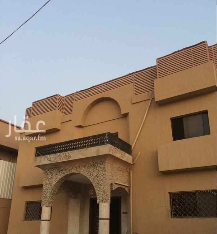 1175818 فلة مجدده ٣ وحدات مدخلين سيارات الدور الاول ٥ غرف وحمامين ومطبخ وملحق وحوش مدخل سيارة
الدور الثاني٣ غرف وصالة ومطبخ ٠ الوحدة الثالثة غرفتين بالدور الثاني والسطح غرفة وحمام ومطبخ
الاتصال 0507979179 عبدالله والحارس الرشيد 0564783493